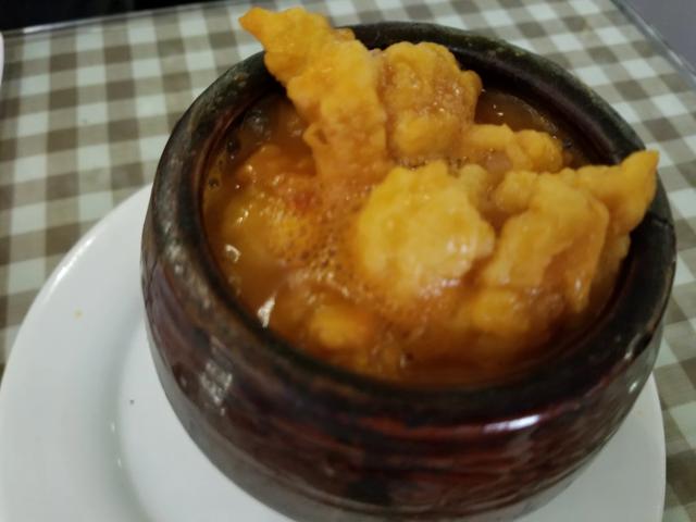 吃貨去哈爾濱一定要吃哪些當(dāng)?shù)氐男〕裕?></a></p>

<p>（5） 哈爾濱的燒烤也不錯(cuò)可以嘗嘗，哈爾濱的燒烤，碳烤居多，生肉烤制，烤出來的味道，對(duì)食材要求挺高，再就是調(diào)料來加入。有幾個(gè)店可以推薦，于家燒烤，道外北十八道街84.老味燒烤，安達(dá)街34號(hào)</p>
<p><a href=